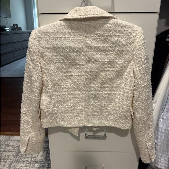 Zara Women's Ivory Textured Blazer - Picture 2 of 2